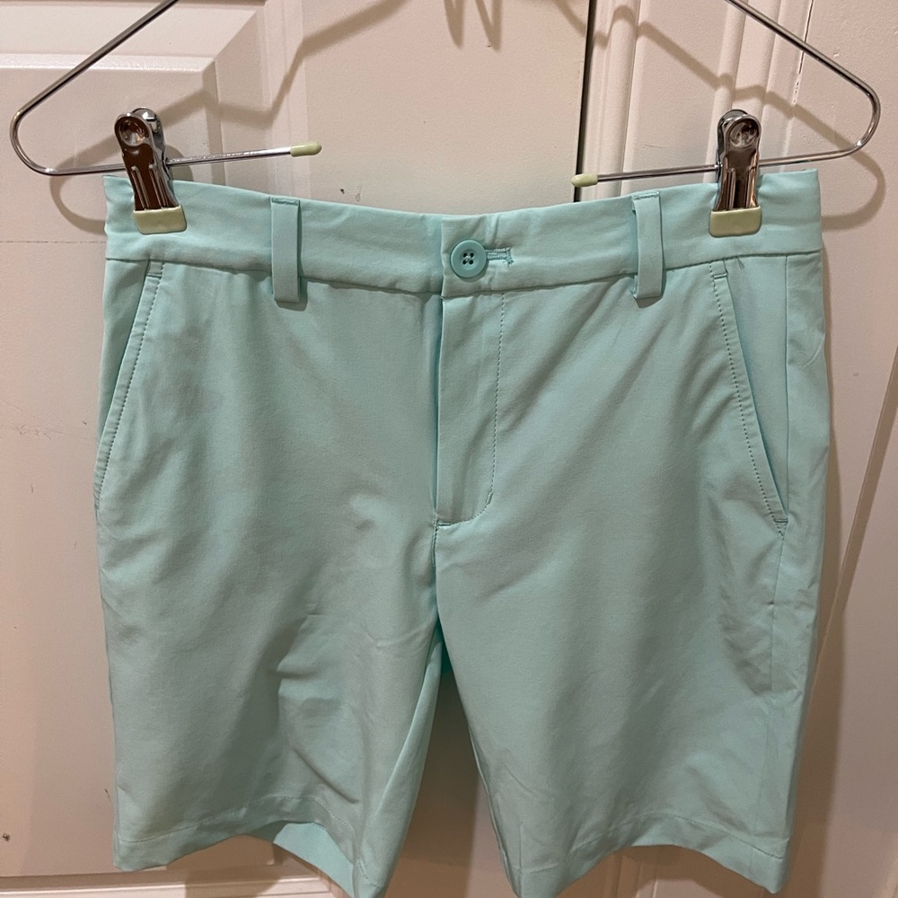 Vineyard Vines Breaker Shorts size 12 NWT